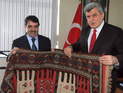 Başkan Karaosmanoğlu Belediyede