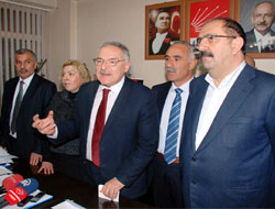 Çapan ve CHP Heyeti Karsta