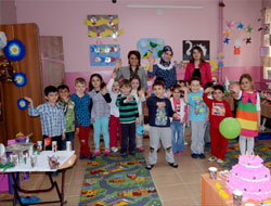 “Minik Eller Minik Yürekler”