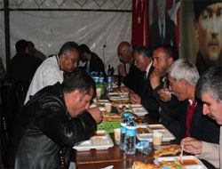 MHP İftar Çadırında Ramazan etkinliği
