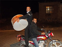 Motolu Ramazan davulcusu