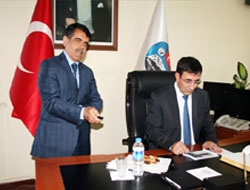 Bakandan Başkan Bozkuş’a Tam Destek