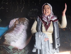Yangın bir evi yok etti