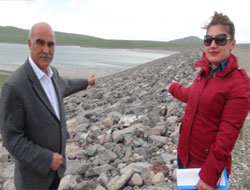 Barajda su azaldı