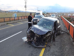 Kars’ta kaza: 2 ölü 1 yaralı