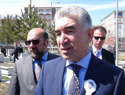 Kars Şehitliği Ziyaret Edildi