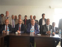 AK Parti Adayları sorun dinledi