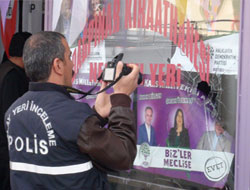 HDP seçim bürosuna taşlı saldırı