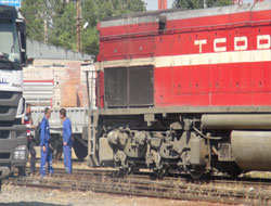 Sarıkamış’ta yük trenine bombalı saldırı