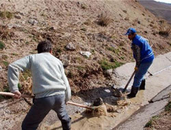 Sulama Kanalları Temizleniyor