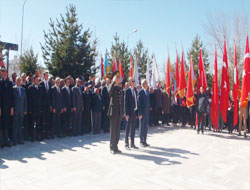 Çanakkale Şehitleri Rahmetle Anıldı
