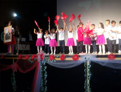Zübeyde Hanım İlkokulu Sene Sonu Gösterisi