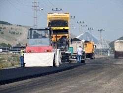 Sarıkamış’ta asfalt çalışmaları