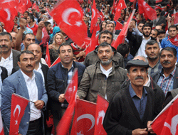 Kurşundan da yağmurdan da kaçmadılar