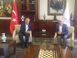 Başkan Karaçanta İzmir’de