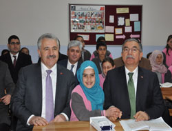 Şehit Ömer Yekebağcı Ortaokulu açıldı