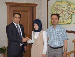 TEOG birincilerine Kaymakam’dan ödül
