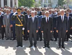 Zafer Bayramı törenlerle kutlandı