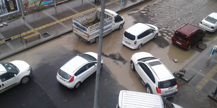 Yağmur hayatı olumsuz etkiledi