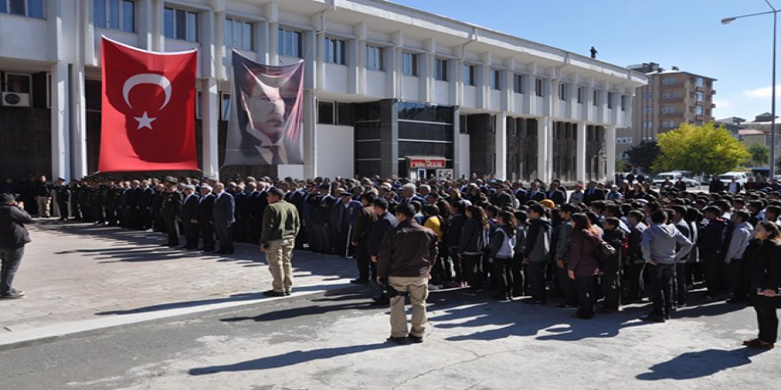 Atatürk’ün Kars’a gelişinin 93’üncü yılı