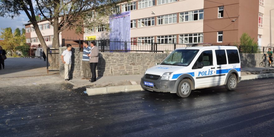 Kars polisinden “Şok Okul-Park” uygulaması