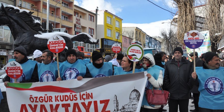 Kars’ta, ABD protesto edildi