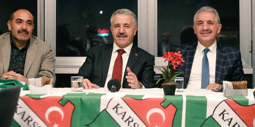 Bakan Arslan'dan Kars 36 Spor’a Destek Ziyareti