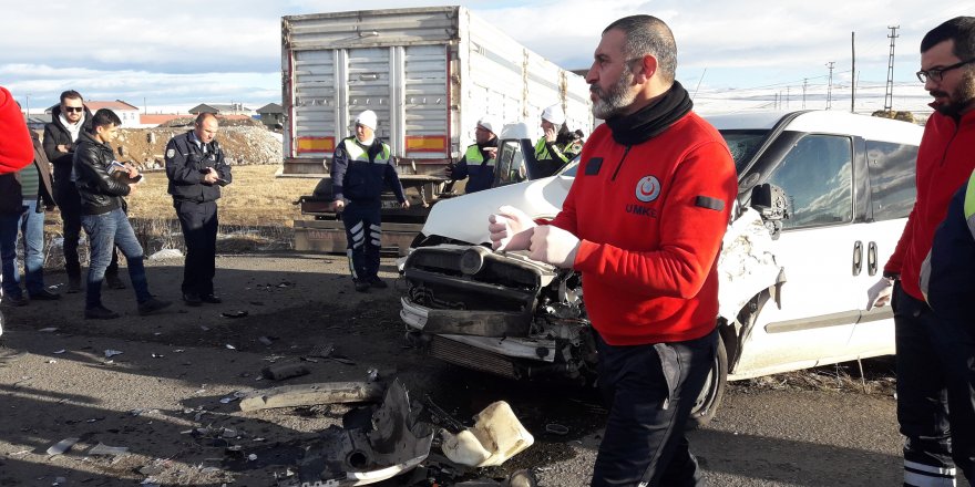 Kars’ta trafik kazası: 5 yaralı