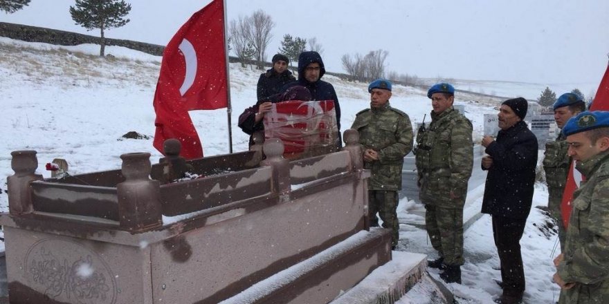 Silah arkadaşları şehidimizi unutmadı