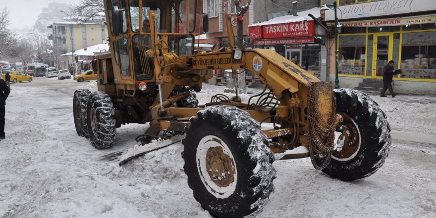 Kars’ta 5 köy yolu ulaşıma kapandı