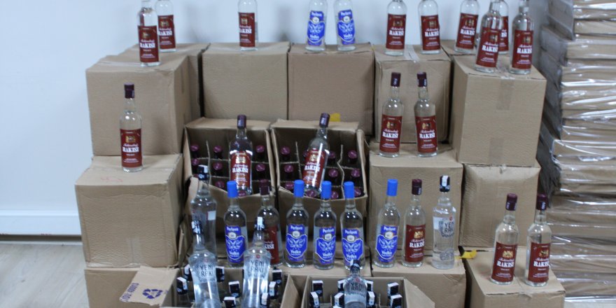 Digor’da 217 şişe kaçak içki ele geçirildi