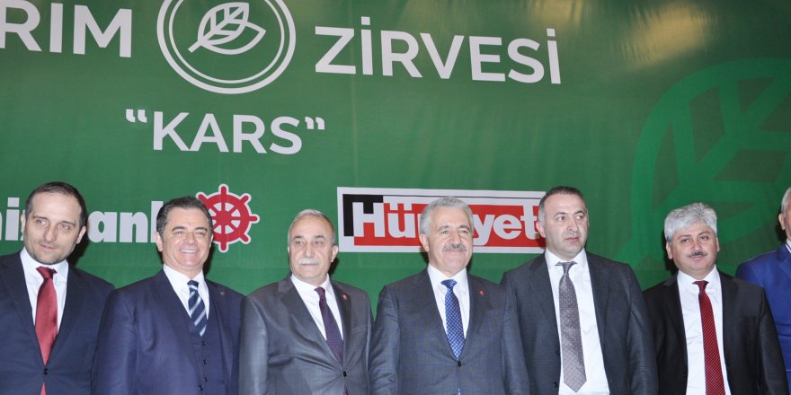 Bakan Arslan ve  Fakıba’nın katımıyla Kars'ta Tarım Zirvesi yapıldı