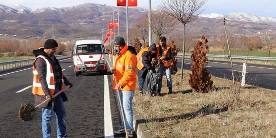 Karayolları Kars 18. Bölge Müdürlüğü  Takdir Topluyor