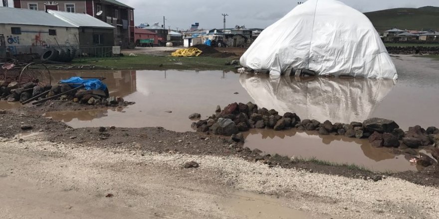 Dağpınar’da yağmur etkili oldu