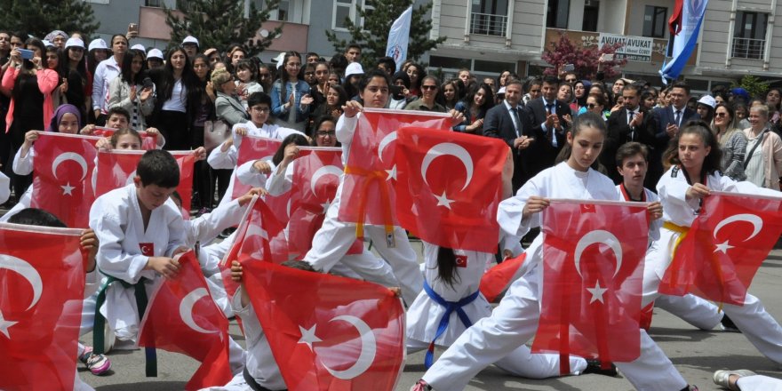 Kars'ta 19 Mayıs coşkusu