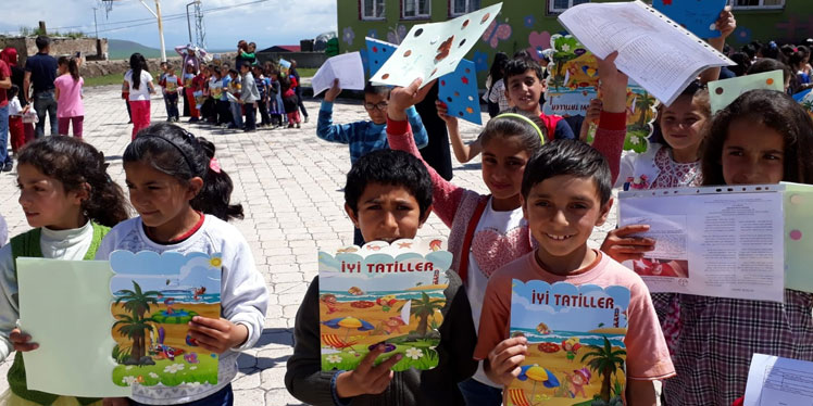 Kars'ta 66 bin 214 öğrenci yaz tatiline girdi
