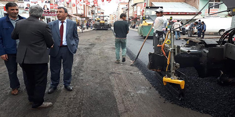 Sarıkamış Belediyesi altyapıyı tamamladı, asfalt çalışmalarına başladı