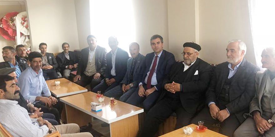 Talip Uzun, Ak Parti’ye destek için Kars’ta çalışmalarını sürdürüyor
