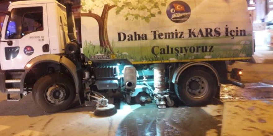 Kars Belediyesi çöp toplama saatlerini duyurdu