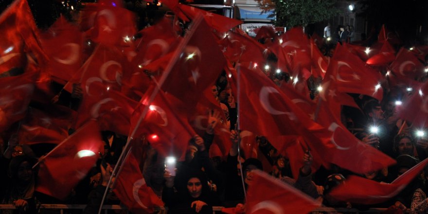 Binlerce Karslı 15 Temmuz’un 2’inci yıl dönümünde sokaklara döküldü