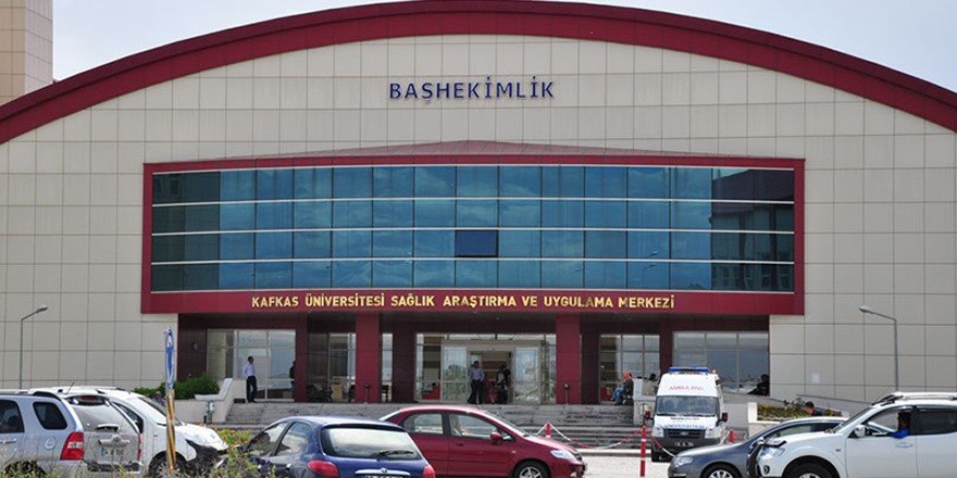 Kafkas Üniversitesi Hastane Yönetimi istifa etti