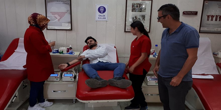 Türk Kızılayı, Kars’ta kan stoklarının azalması nedeniyle vatandaşları kan bağışına davet etti