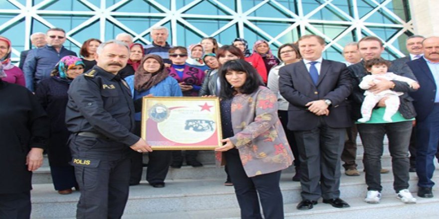 Çanakkale Şehit ve Gazi Aileleri Derneğinden Emniyet Müdürü Bitirk’e ziyaret