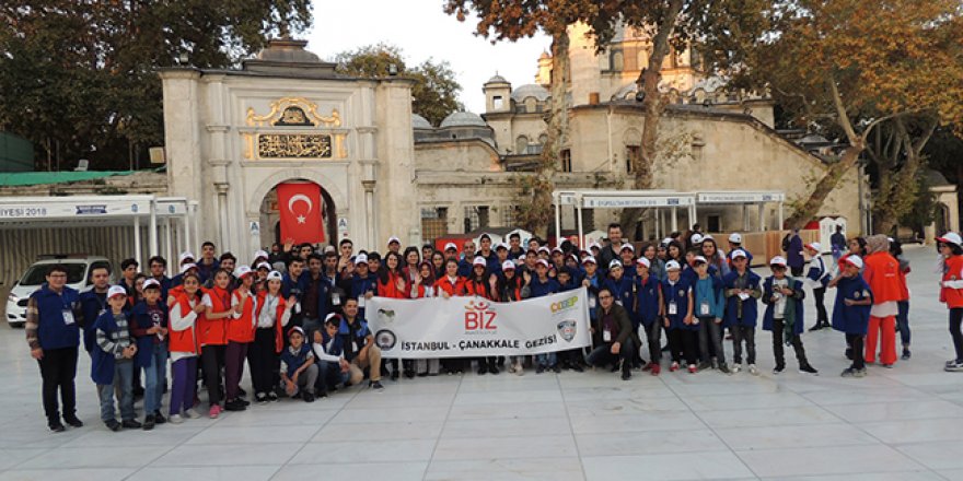 Kars Emniyet Müdürlüğü 150 öğrenciyi İstanbul-Çanakkale gezisine götürdü