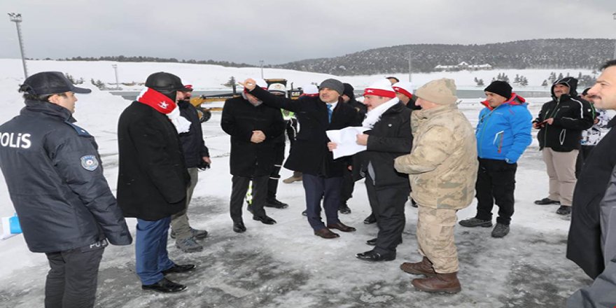 Kars Valisi Türker Öksüz, Sarıkamış Şehitlerinin 104. Yılı Anma Programı hazırlıklarını inceledi