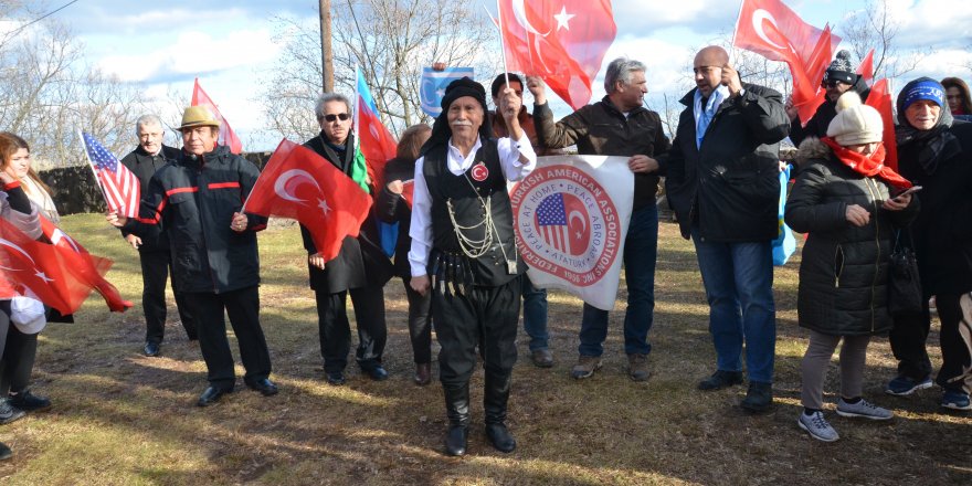 ABD'de Türkler Sarıkamış için yürüdüler