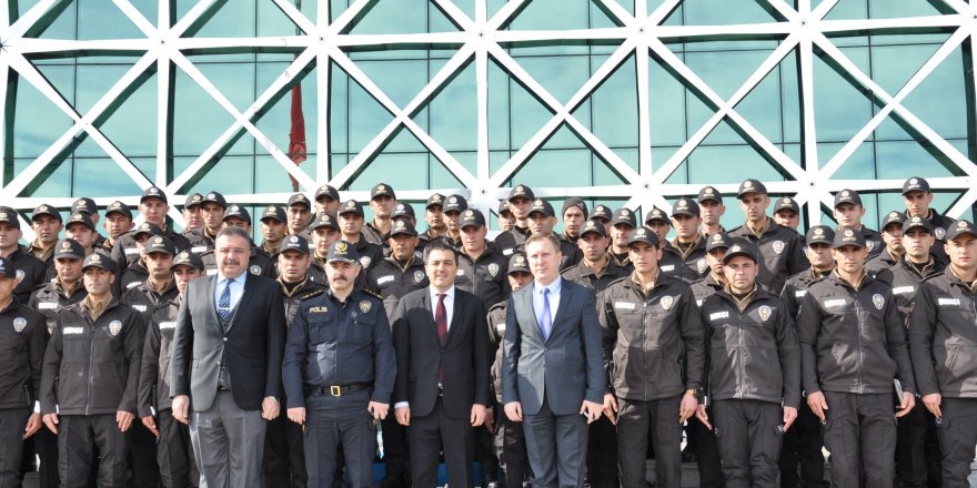 Kars’ta mahalle bekçilerine oryantasyon eğitimi