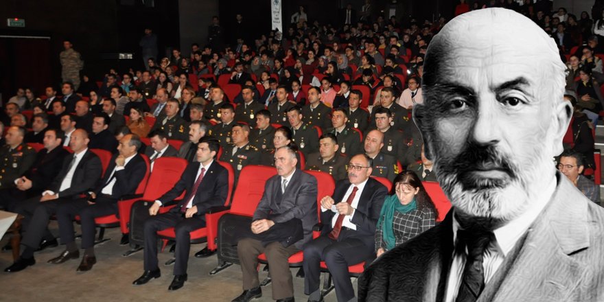 İstiklal Marşı'nın Kabulü ve Mehmet Akif Ersoy'u Anma Günü