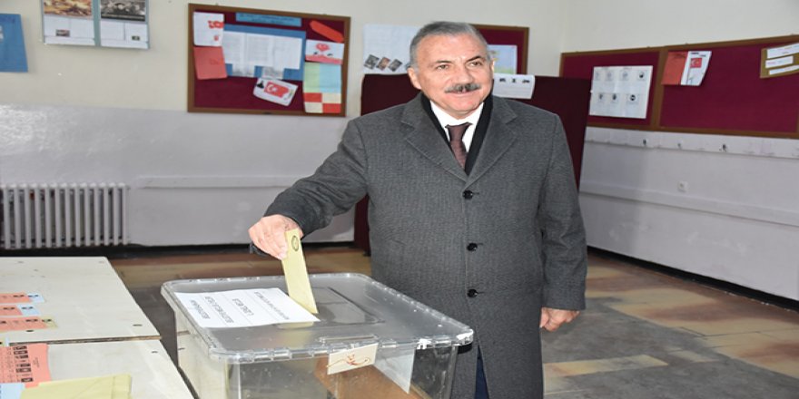 Naif Alibeyoğlu oyunu kullandı