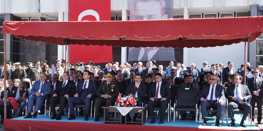 Kars’ta 19 Mayıs’ın 100’üncü yıl coşkusu